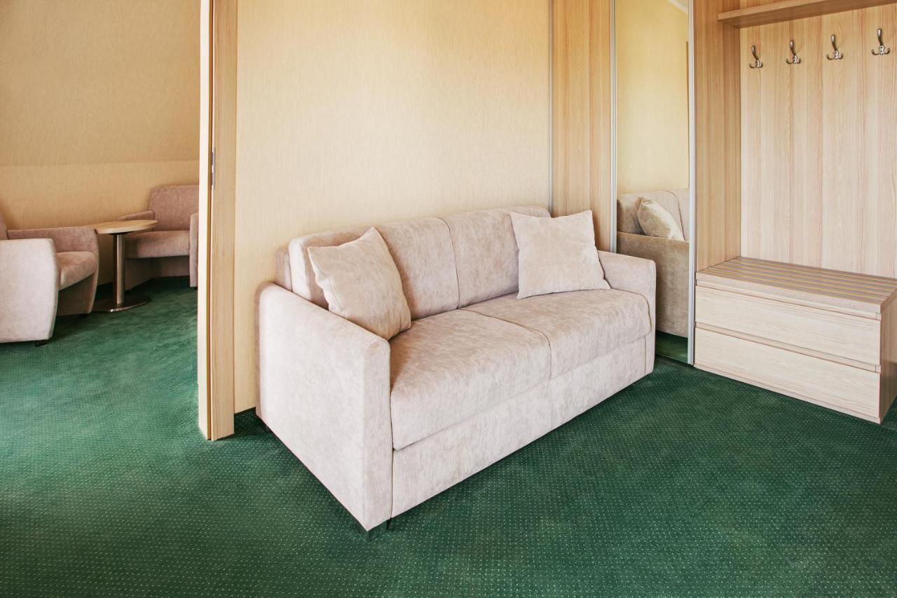 Cannes Bed & Breakfast *