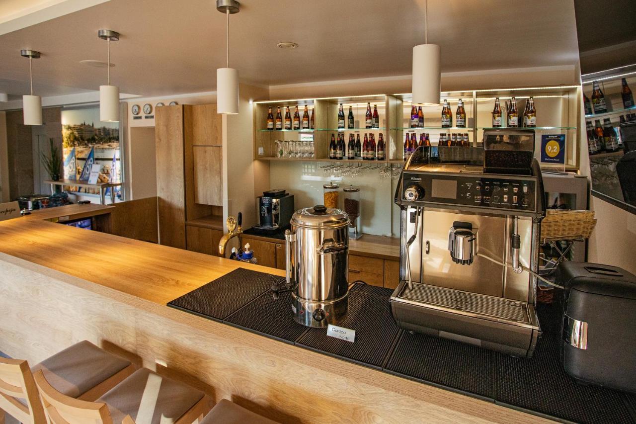 Cannes Bed & Breakfast